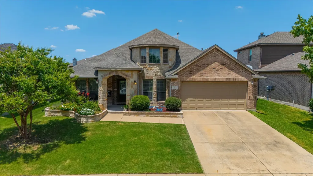 404 Bryn Mawr Lane Van Alstyne TX 75495