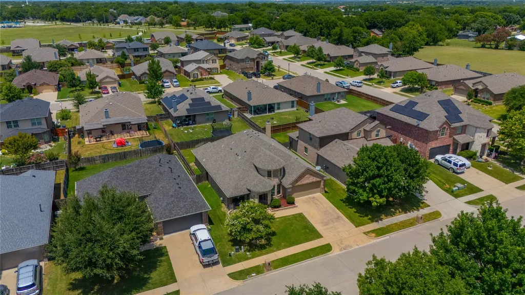 404 Bryn Mawr Lane Van Alstyne TX 75495