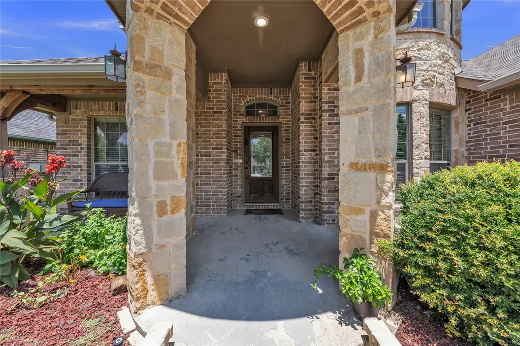 404 Bryn Mawr Lane Van Alstyne TX 75495