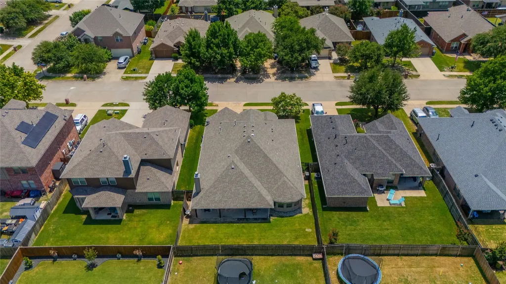 404 Bryn Mawr Lane Van Alstyne TX 75495