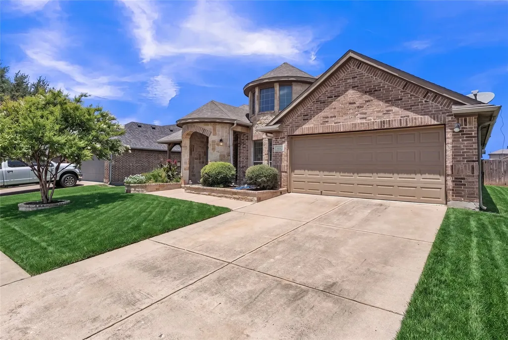 404 Bryn Mawr Lane Van Alstyne TX 75495
