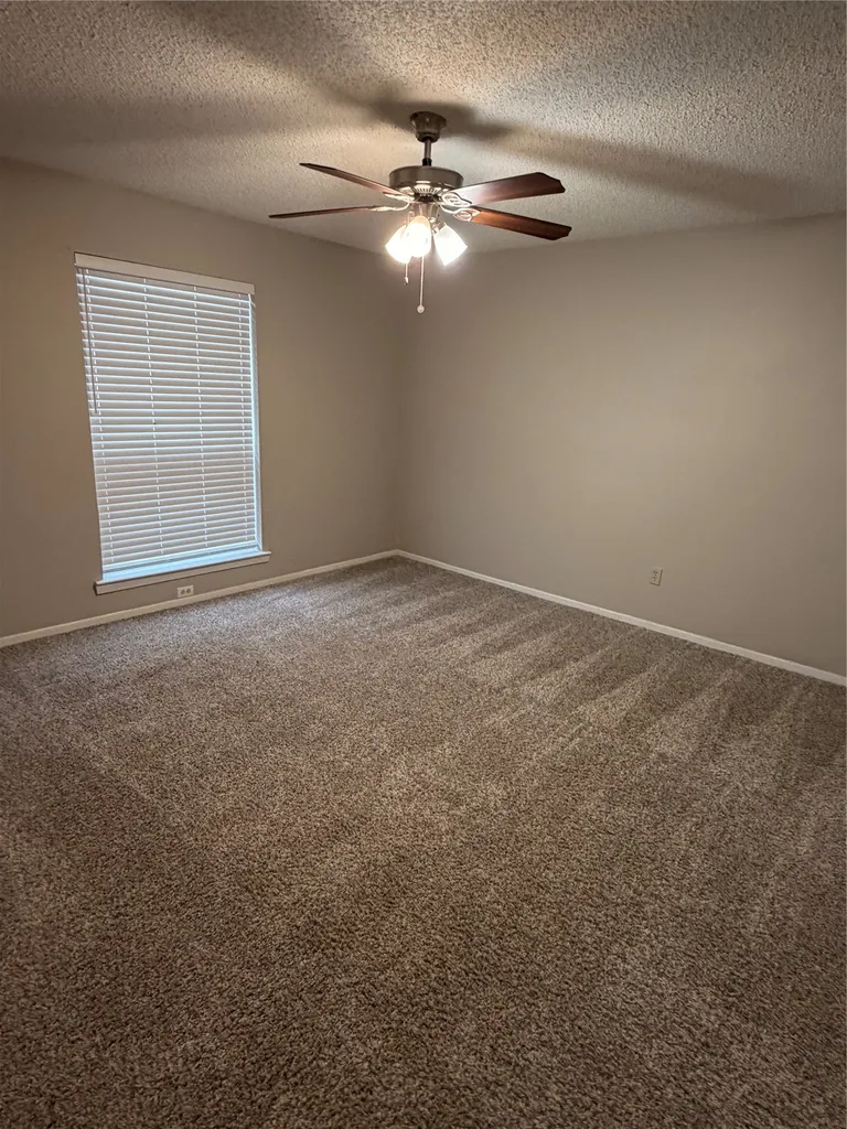 2011 Lavon Creek Lane Arlington TX 76006