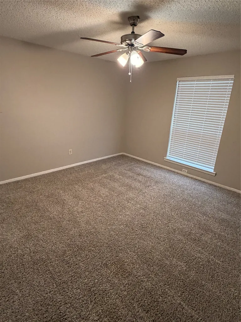 2011 Lavon Creek Lane Arlington TX 76006