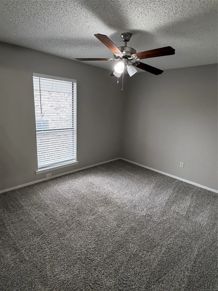 2011 Lavon Creek Lane Arlington TX 76006