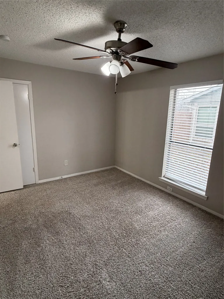 2011 Lavon Creek Lane Arlington TX 76006