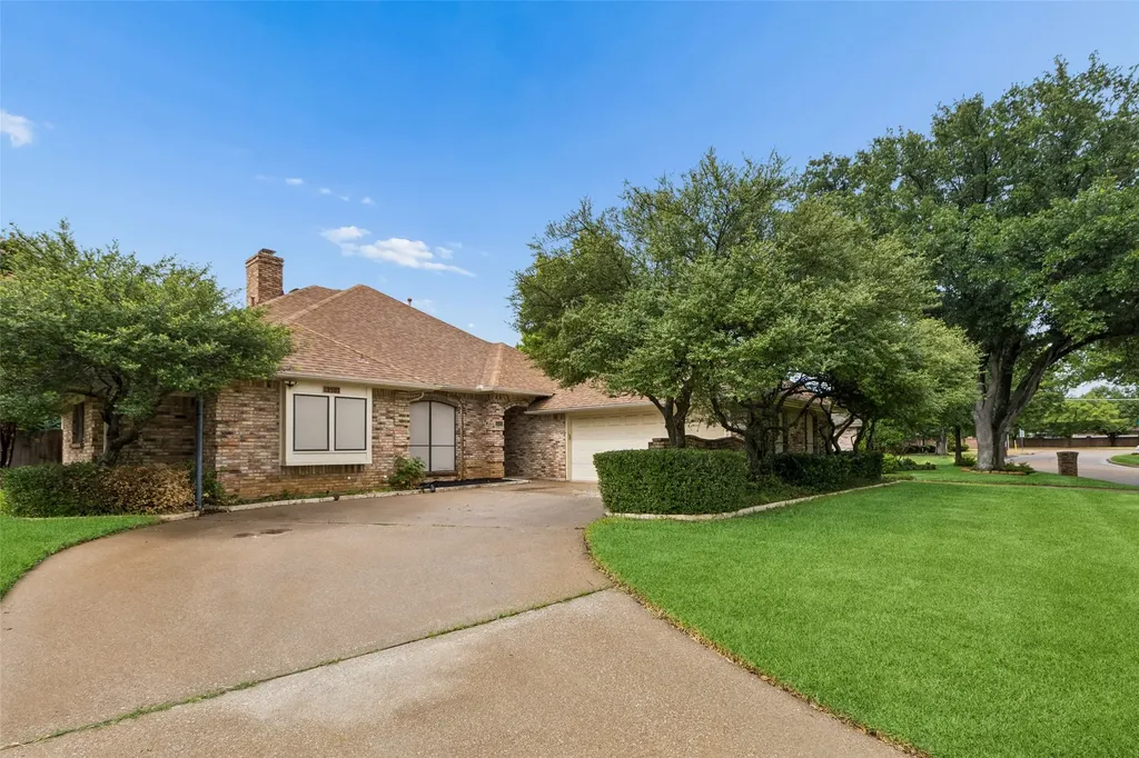 2507 Mandy Way Arlington TX 76017