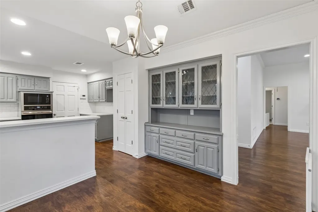 2507 Mandy Way Arlington TX 76017