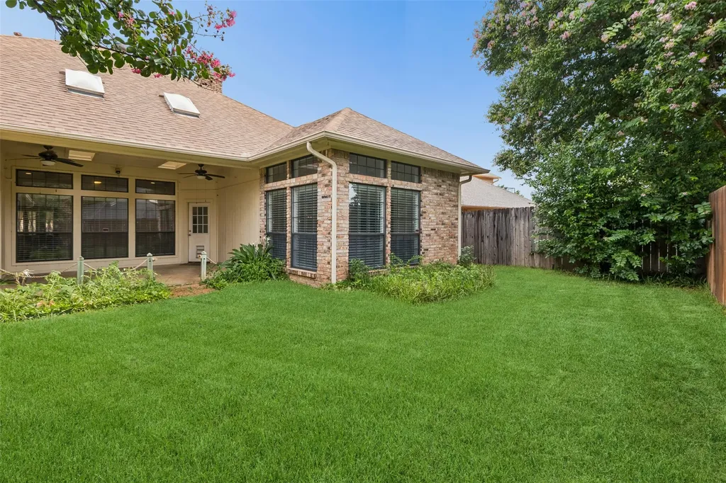 2507 Mandy Way Arlington TX 76017