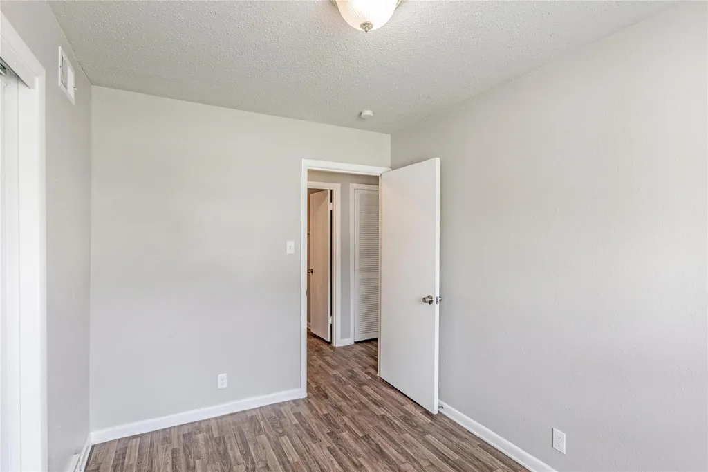 4713 Laverda Drive Haltom City TX 76117