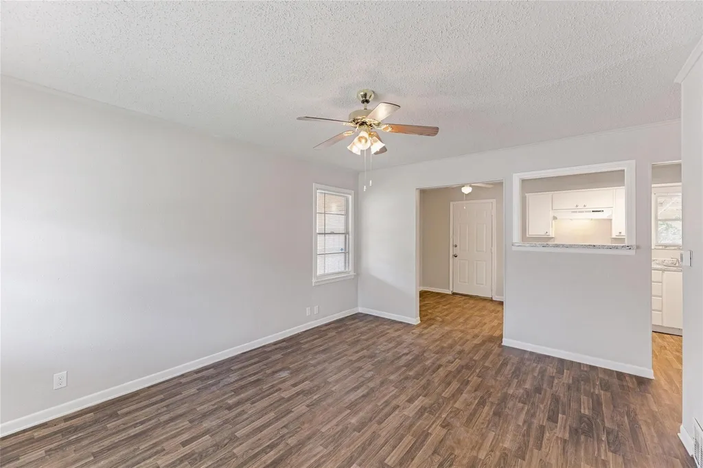 4713 Laverda Drive Haltom City TX 76117