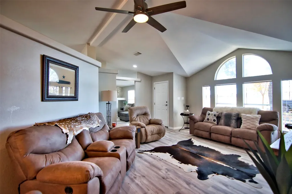 7255 County Road 124 San Saba TX 76877