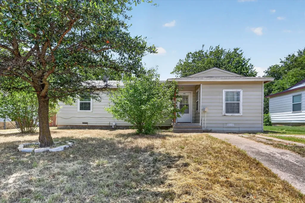 4912 Borden Drive Fort Worth TX 76116