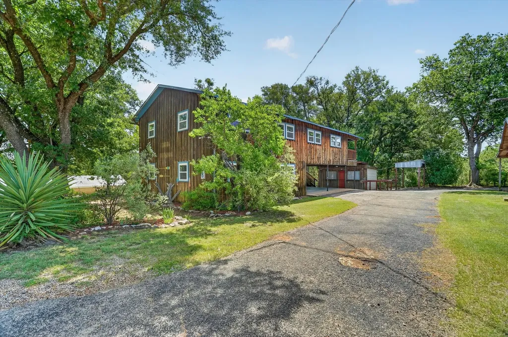 418 County Road 1627 Clifton TX 76634