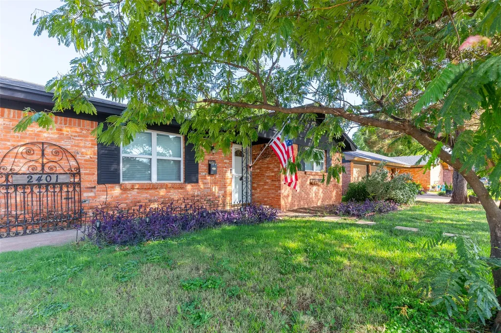 2401 S Elmwood Drive Abilene TX 79605