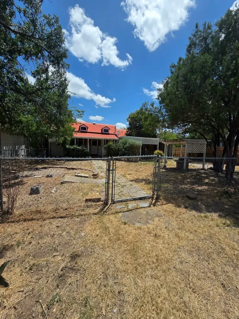 505 S Main Street Lampasas TX 76550