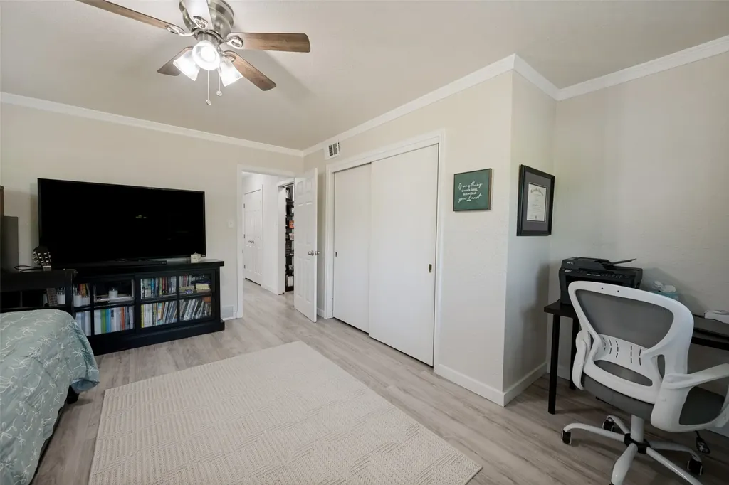 4708 Holiday Lane E North Richland Hills TX 76180