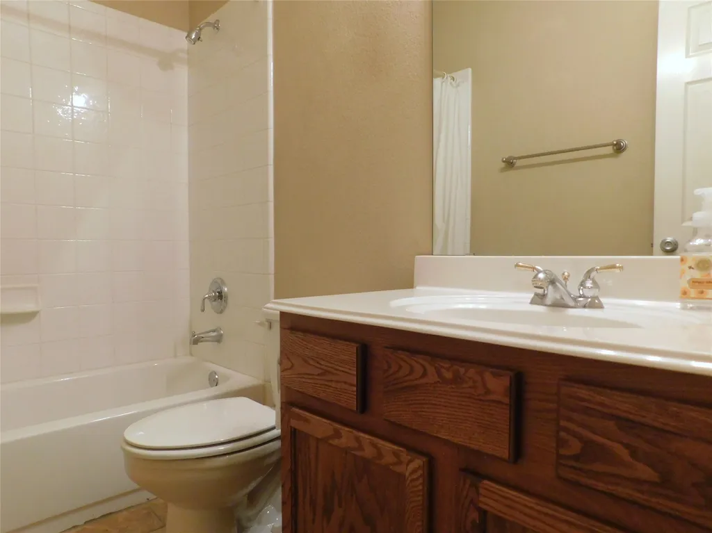 108 Red Bluff Drive Hickory Creek TX 75065