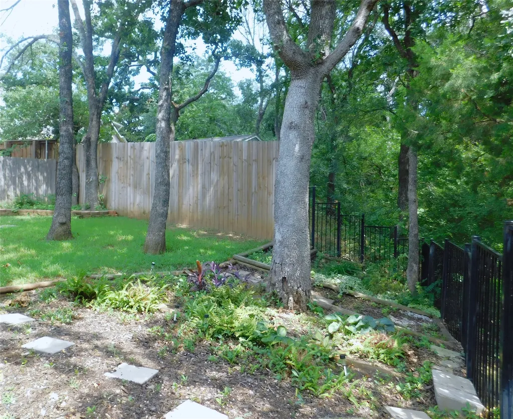 108 Red Bluff Drive Hickory Creek TX 75065