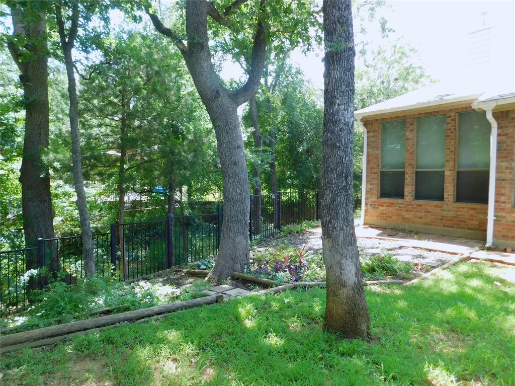 108 Red Bluff Drive Hickory Creek TX 75065