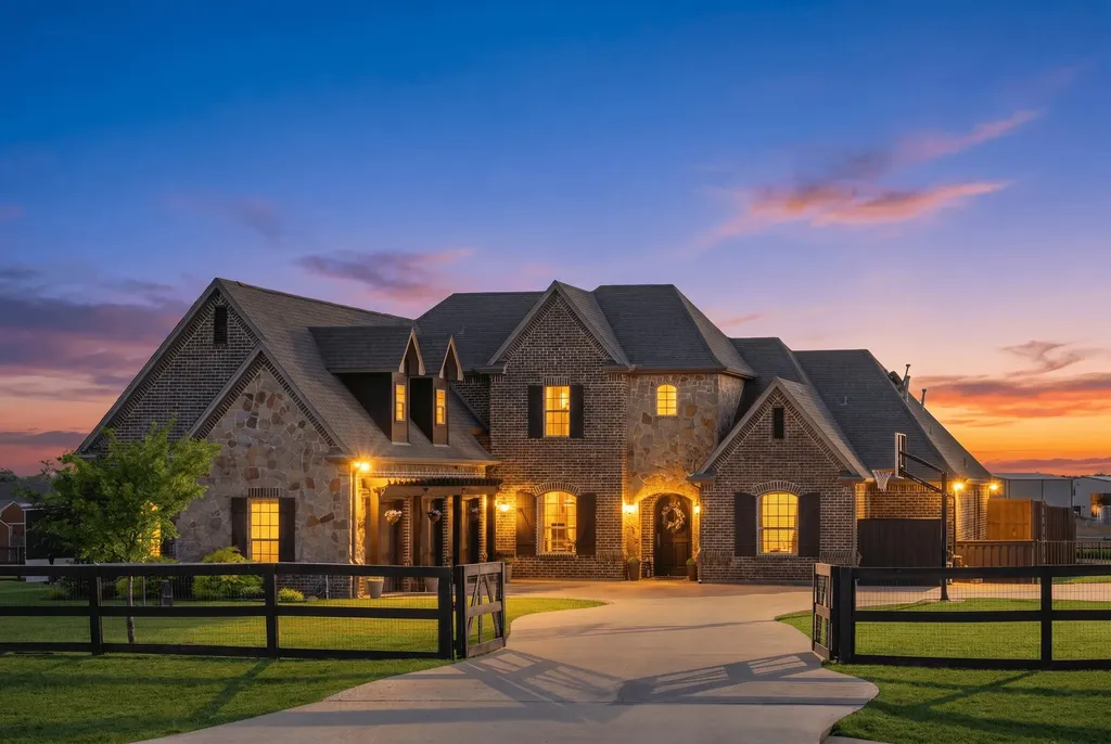 6224 Meadowlands Drive Krum TX 76249