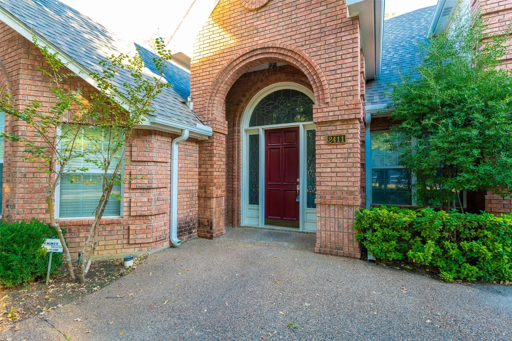 2411 Cross Timbers Trail Arlington TX 76006