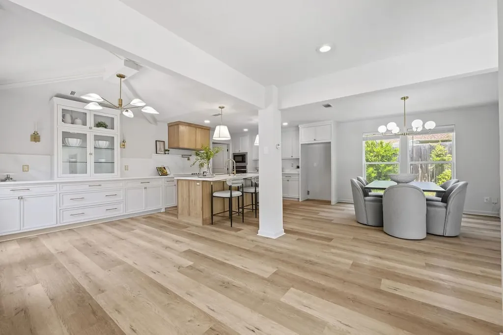 9902 Wood Forest Drive Dallas TX 75243