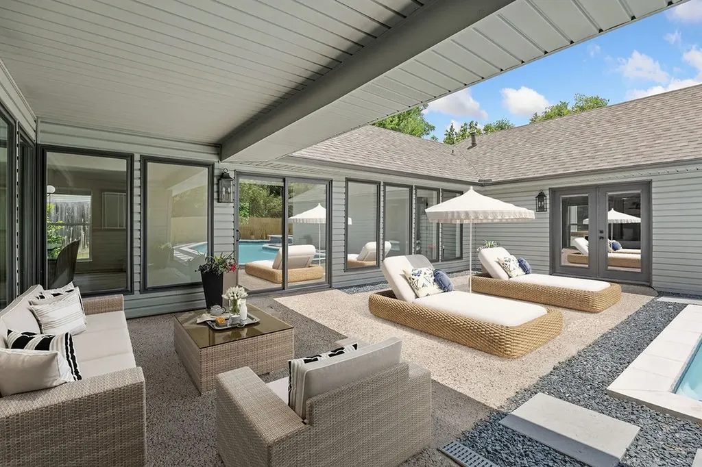 9902 Wood Forest Drive Dallas TX 75243
