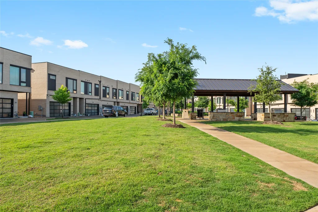 3456 Red Moon Way Richardson TX 75082