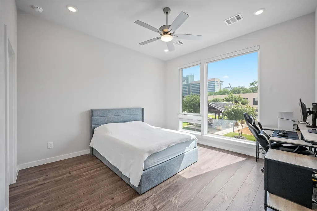 3456 Red Moon Way Richardson TX 75082
