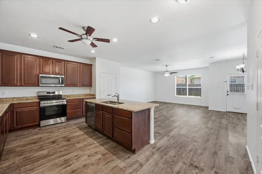 3905 Polar Brook Drive Fort Worth TX 76244