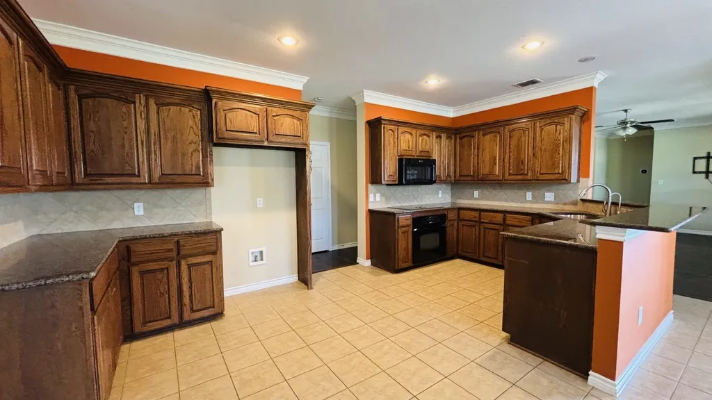 395 Pecan Court Nevada TX 75173