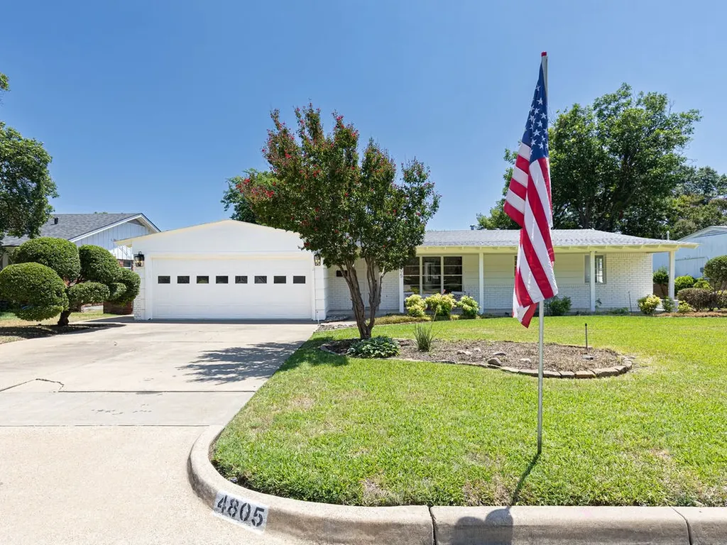 4805 Hildring Drive E Fort Worth TX 76109