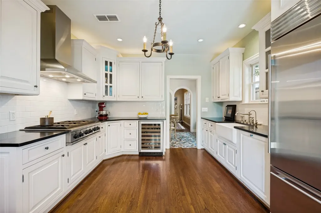 6917 Westlake Avenue Dallas TX 75214