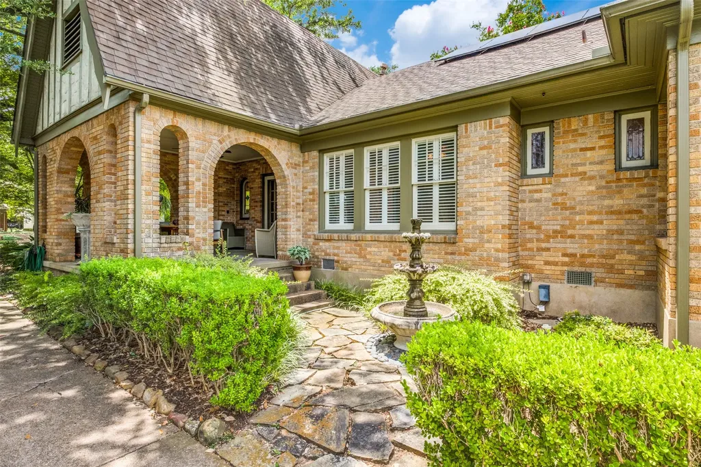 6917 Westlake Avenue Dallas TX 75214
