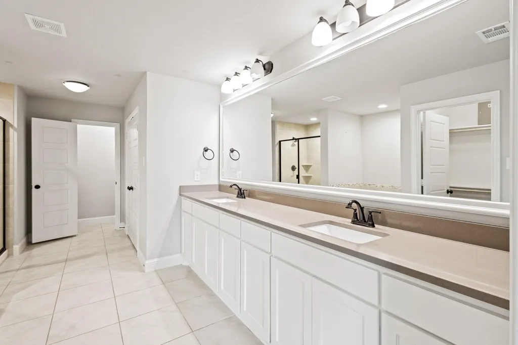 4104 Swinley Forest Drive Arlington TX 76017