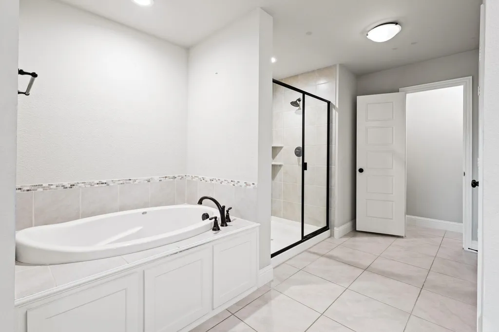 4104 Swinley Forest Drive Arlington TX 76017