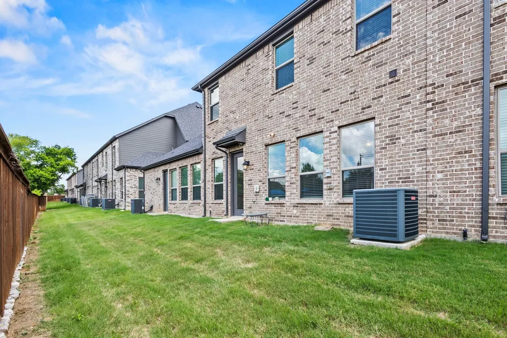4104 Swinley Forest Drive Arlington TX 76017