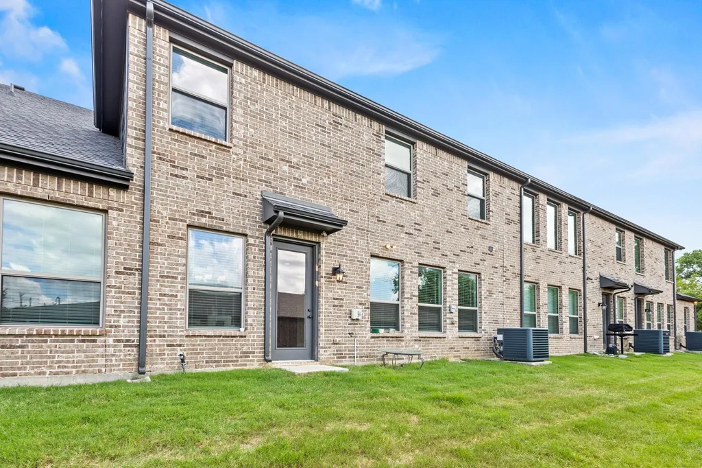 4104 Swinley Forest Drive Arlington TX 76017