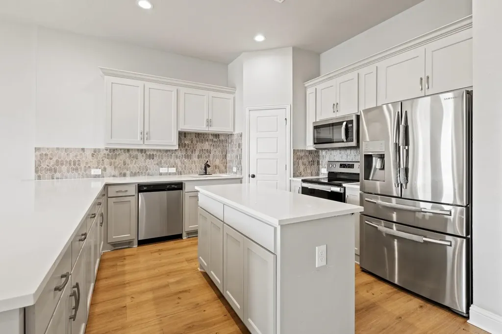 4104 Swinley Forest Drive Arlington TX 76017