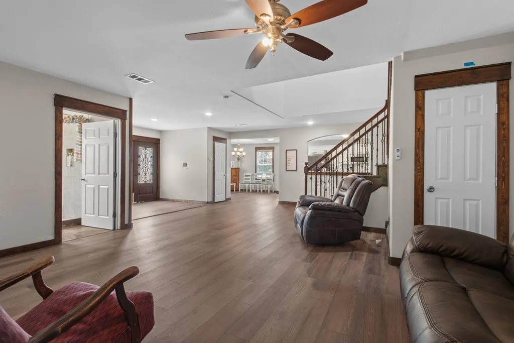 14847 N 3rd Street Scurry TX 75158