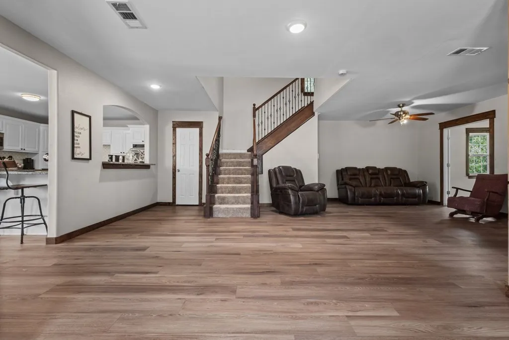 14847 N 3rd Street Scurry TX 75158
