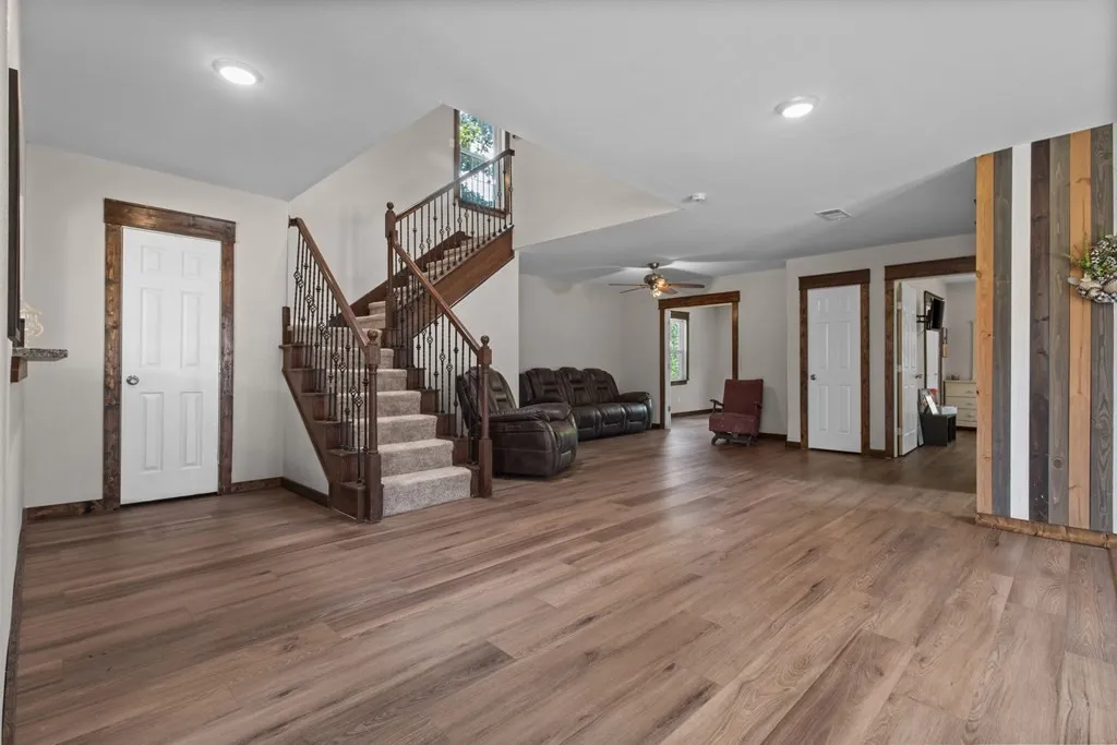 14847 N 3rd Street Scurry TX 75158