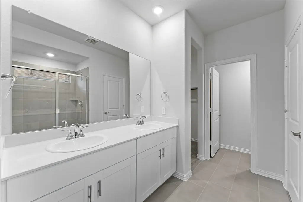 210 Teton Street Greenville TX 75402
