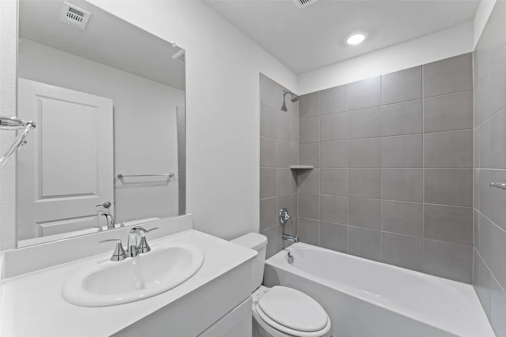 210 Teton Street Greenville TX 75402