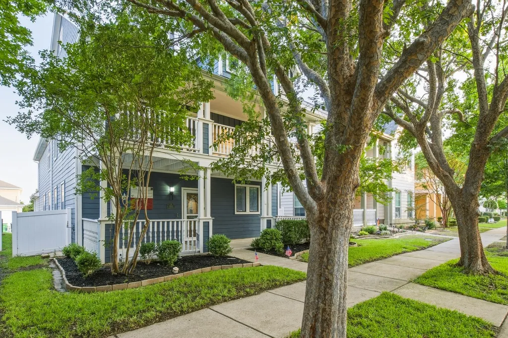 1232 Hayden Lane Savannah TX 76227