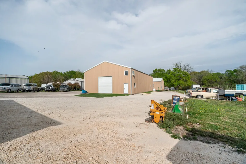 3231 Walnut Creek Parkway Granbury TX 76049