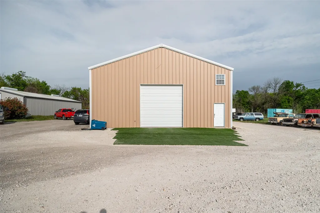 3231 Walnut Creek Parkway Granbury TX 76049