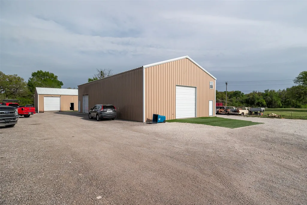 3231 Walnut Creek Parkway Granbury TX 76049