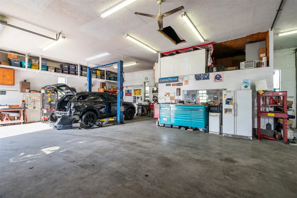 3231 Walnut Creek Parkway Granbury TX 76049