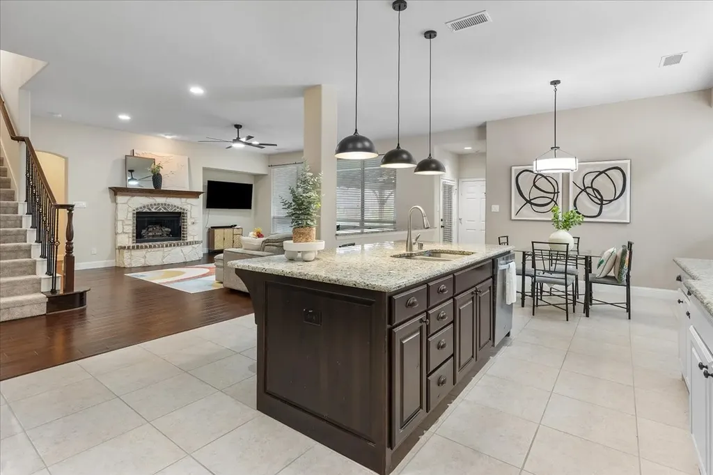 3418 Meadowside Drive Sachse TX 75048